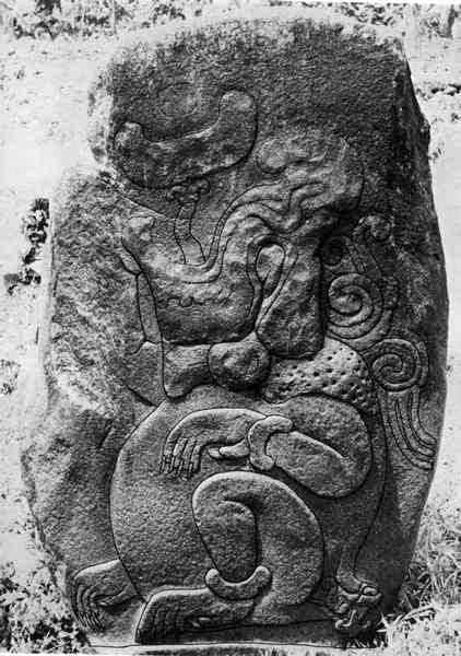 Stela 6 in Izapa - Shaman above the toad